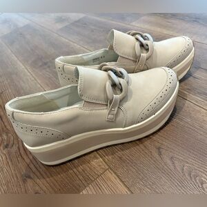 Dolce Vita Jhenee Sneakers/Loafers